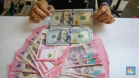BI Rate Naik ke 5,75%, Rupiah Berbalik Menguat ke Rp17.700 per Dolar AS