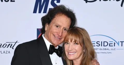 Cinta di Usia Senja: Jane Seymour dan John Zambetti Buktikan Cinta Tak Kenal Waktu