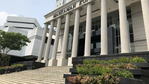 MK Tolak Uji Materi Pasal Peran Suami-Istri: Bukan Diskriminasi, tapi Keseimbangan