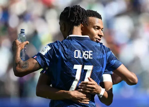 Mbappe-Olise: Duo Baru Prancis yang Mulai Menunjukkan Taringnya