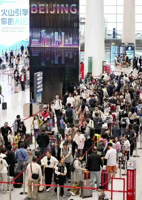 Wisata ke Jepang Disetop Lagi: Agensi Pelat Merah China Hentikan Penjualan Paket Tur
