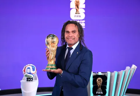 Dari Nonton di Kampung ke Final Piala Dunia: Kisah Christian Karembeu