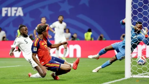 Yamal Bersinar di Debut Piala Dunia, Pelatih Spanyol Pilih Lindungi Aset Muda