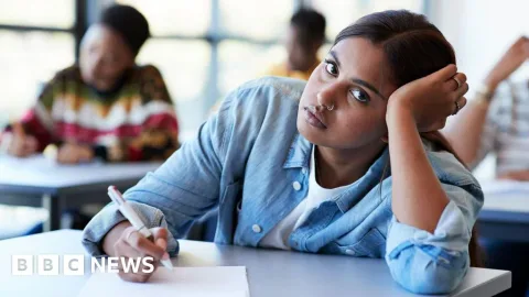 Rupiah Loyo dan Visa Ketat: Mimpi Kuliah di Luar Negeri Kian Mahal bagi Mahasiswa India