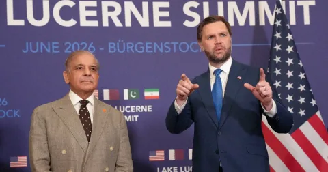 Perundingan AS-Iran di Swiss Mulai Genting: Ancaman Trump Picu Ketegangan