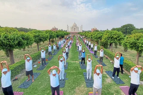 Yoga ala Barat Dinilai Terlalu Fisik, Pakar India Desak Perubahan