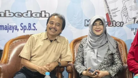 Roy Suryo dan Dokter Tifa Dilimpahkan ke Kejari Jaksel: Kuasa Hukum Minta Tak Ditahan, Singgung Kasus Silfester