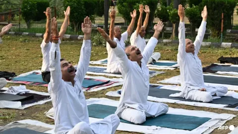 Yoga sebagai Gaya Hidup vs. Industri: Tantangan India Membangun Merek Global