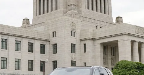 PM Jepang Sanae Takaichi Beralih ke Toyota Century SUV, Harga Rahasia Demi Keamanan