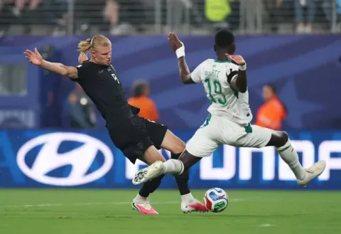 Duet Haaland-Odegaard Bawa Norwegia ke 32 Besar Piala Dunia 2026