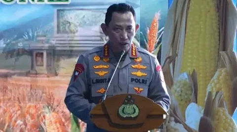 Roy Suryo dan Tifa Tak Ditahan: Kapolri Lemparkan Bola Panas ke Kejaksaan