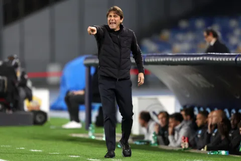 Duel Dua Eks Pelatih: Conte atau Mancini untuk Kursi Pelatih Timnas Italia?