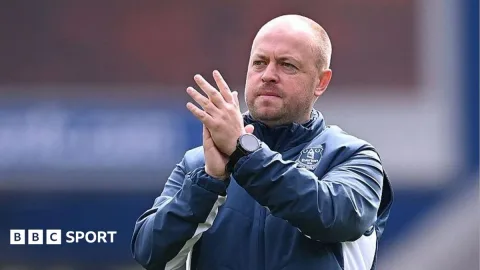 Scott Phelan Resmi Tangani Everton Wanita, Target Papan Atas WSL