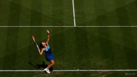Paolini Tumbang di Eastbourne, Persiapan Wimbledon Terancam