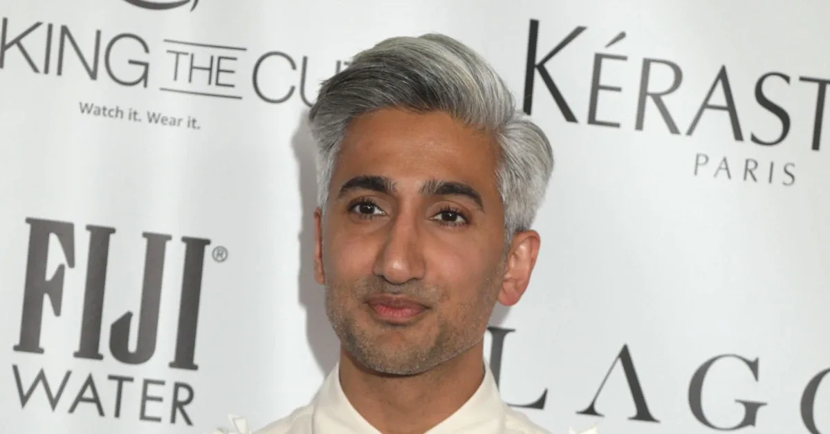 Di Balik Layar Queer Eye: Tan France Akui Sempat Benci Rekan Satu Acaranya