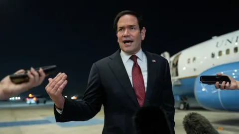 Rubio Tegas Tolak Rencana Iran Tarik 'Tol' dari Selat Hormuz