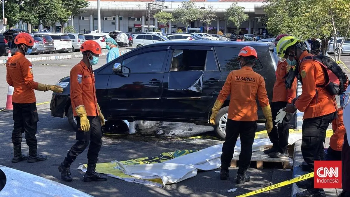 Jasad Perempuan Ditemukan di Mobil Parkir Bandara Juanda, Diduga Sudah Empat Hari