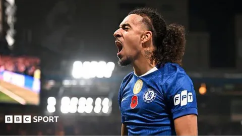 Malo Gusto Buka Peluang Hengkang dari Chelsea, Manchester City Incar Bek Kanan Baru