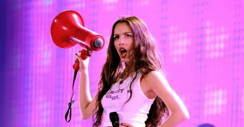 Olivia Rodrigo Buka Peluang Duet dengan Stevie Nicks di Festival Daisy Chain Fields