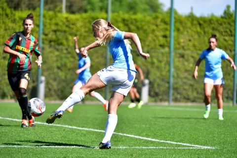 Kalah di CAS, Lazio Dibayangi Denda €69 Ribu dan Kemarahan Suporter