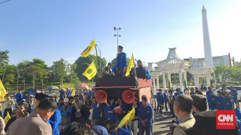 Gelombang Protes Mahasiswa di Surabaya dan Makassar: Tuntutan Evaluasi Kabinet hingga Penolakan MBG