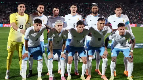 Spanyol vs Uruguay: Laga Penentuan di Grup H, Siapa yang Lebih Siap?