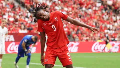 Johan Manzambi: Bintang Muda Freiburg yang Menjadi Motor Swiss di Piala Dunia 2026