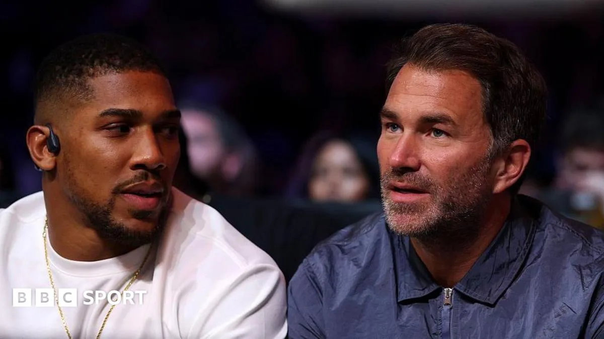 Pertarungan Joshua vs Fury Terancam Pindah ke AS: Hearn Buka Suara