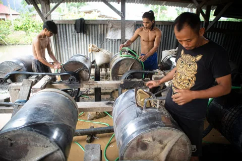 Jalur Gelap Merkuri dari Pulau Seram ke Tambang Ilegal Sulawesi: Rantai Pasok yang Tak Tersentuh Hukum