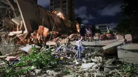 Gempa Ganda 7,2 dan 7,5 SR Hantam Venezuela: Ratusan Tewas, Ribuan Terjebak Reruntuhan