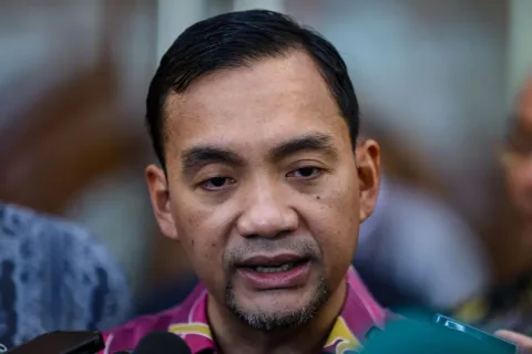 Onn Hafiz Bantah Tuduhan Intervensi Istana: Pembubaran DPRD Johor Sesuai Konstitusi