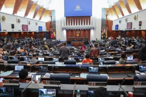 Pertanyaan soal Isu SARA di Pemilu Picu Keributan di Parlemen Malaysia