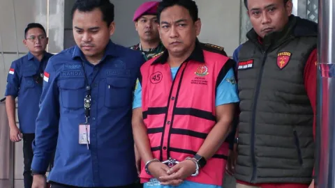 Skandal Ombudsman: Mantan Ketua Gunakan Nama Samaran 'John Lennon 07' untuk Terima Suap Tambang