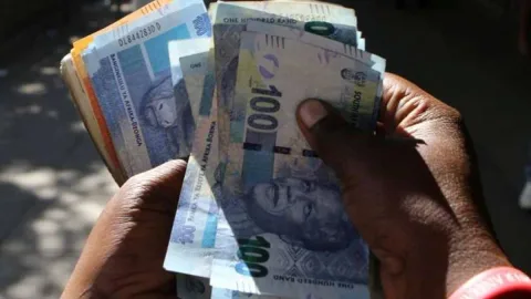 Rand Afrika Selatan Stabil Menanti Data PPI, Dolar AS Masih Dominan