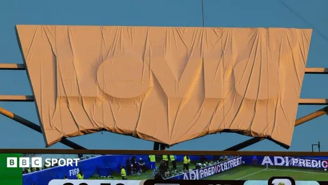 Efek Bumerang: Saat Upaya FIFA Menutup Merek Ilegal Justru Mengerek Popularitas Mereka