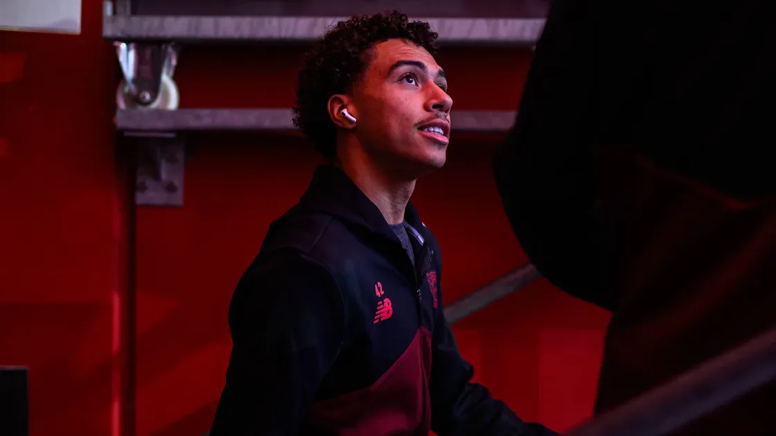 Montrell Culbreath Teken Kontrak Jangka Panjang: Investasi Masa Depan Bayer Leverkusen