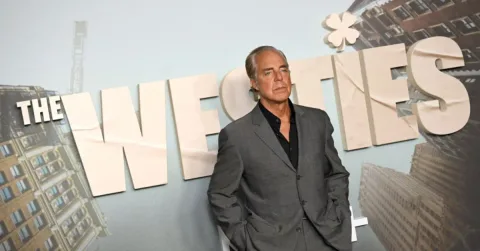 Titus Welliver: CGI Bikin Syuting The Westies di Kanada Tak Terdeteksi