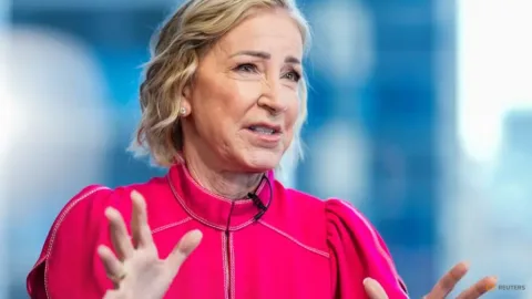 Chris Evert Kembali Berjuang Melawan Kanker Ovarium, Absen dari Wimbledon 2026