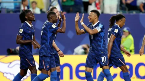 Prancis Targetkan Puncak Grup untuk Hindari Perjalanan Panjang, Pelatih Asisten Bicara soal Strategi