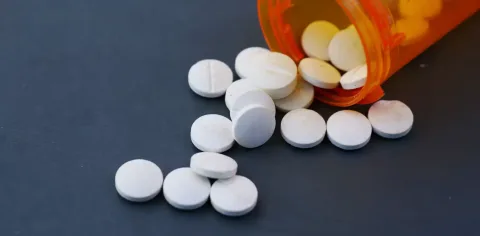 Pasien Nyeri Hebat di Indonesia Terjebak Lingkaran Setan Keterbatasan Opioid Medis