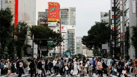 Inflasi Tokyo Meningkat, Konflik Timur Tengah Dorong Suku Bunga Jepang Naik Lagi