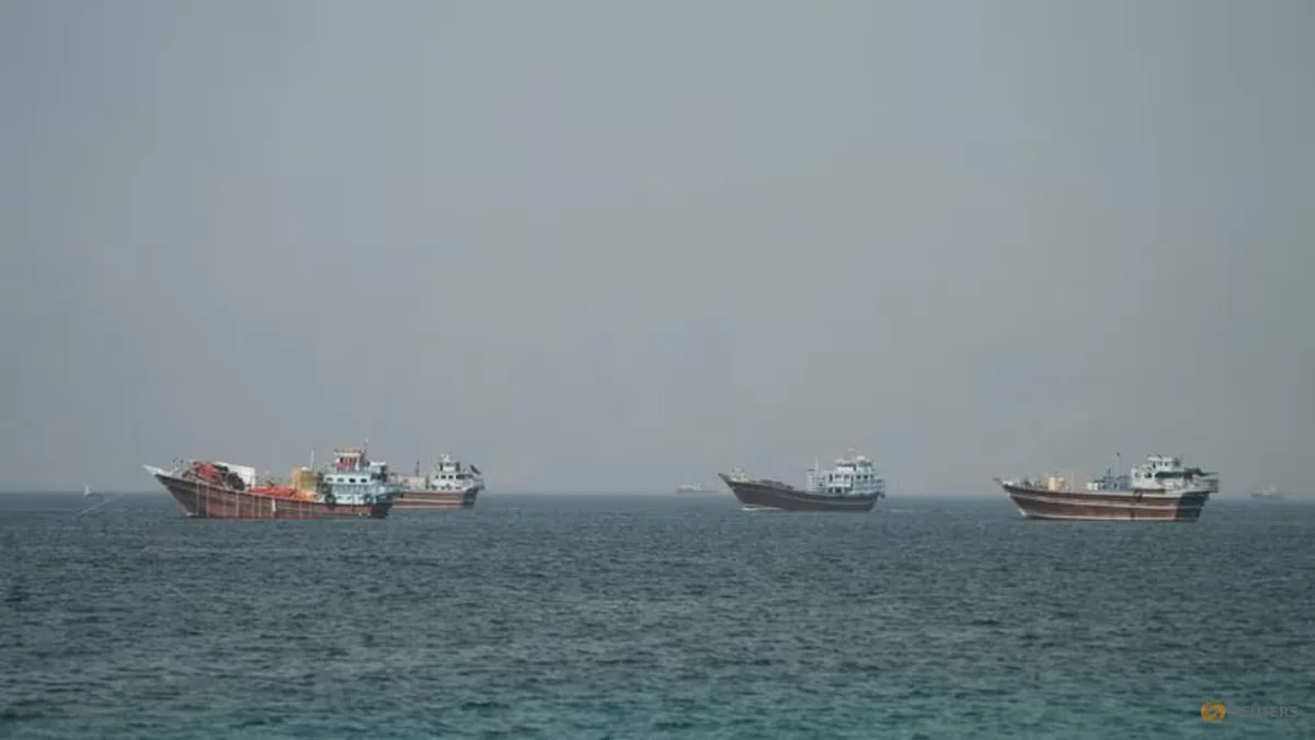 Harga Minyak Merosot di Tengah Kembalinya Pengiriman Selat Hormuz, Meski Ada Serangan Kapal