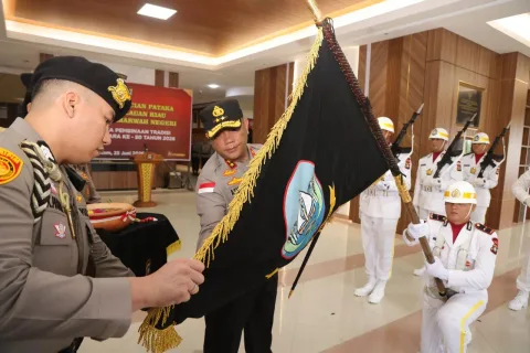 Polda Kepri Gelar Pensucian Pataka ‘Seligi Marwah Negeri’ Jelang Hari Bhayangkara ke-80