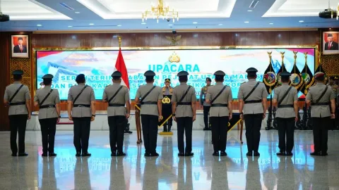 Rotasi Besar Polri: Kapolda Aceh dan Papua Barat Daya Diganti, Dua Jenderal Pensiun