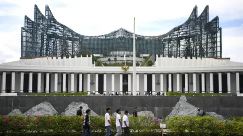 Polri Resmikan Polresta IKN dan Empat Polres Baru, Delapan Lainnya Naik Status