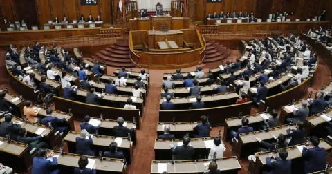 Parlemen Jepang Sahkan Reorganisasi Angkatan Udara: Fokus Pertahanan Luar Angkasa dan Respons Bencana