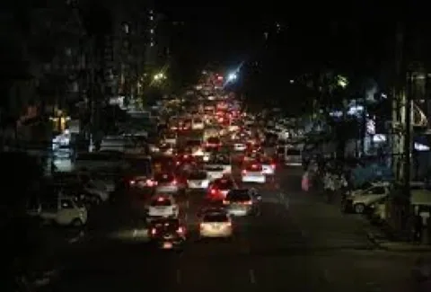 Yangon Pasang 47.000 Lampu Jalan Tenaga Surya untuk Tekan Kriminalitas