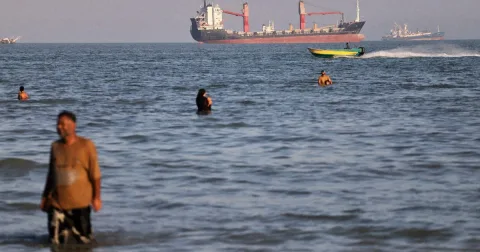 AS Serang Iran: Gencatan Senjata Selat Hormuz Terancam Runtuh