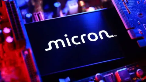 Lonjakan Harga Chip Memori: Keuntungan Besar Micron, Beban bagi Konsumen Global