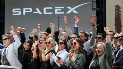 SpaceX Masuk Nasdaq 100, Saham Berpotensi Diserbu Dana Pasif Rp 69 Triliun